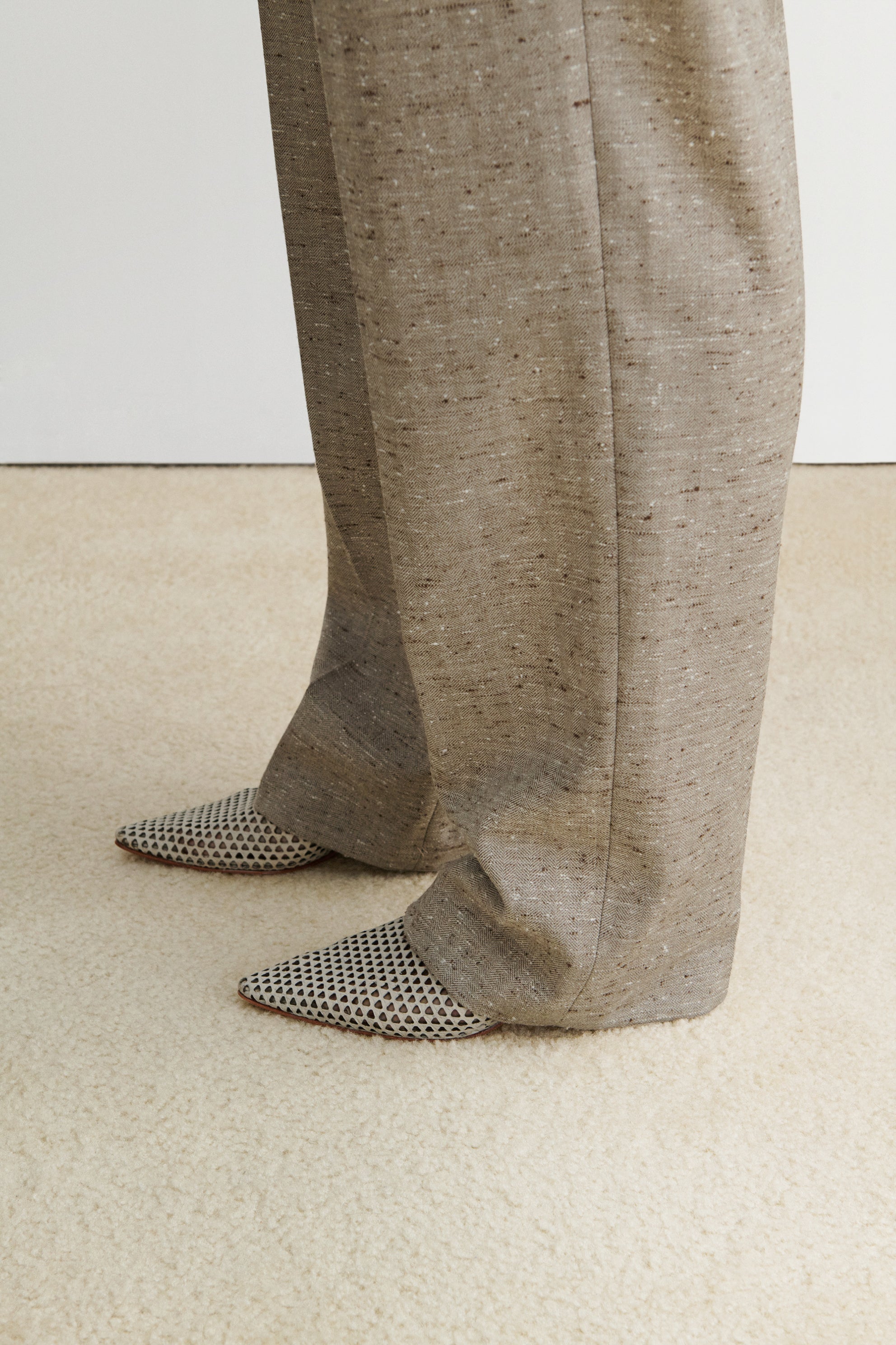 Rachel Comey Footwear Alder Mule (Mini Punch) Ecru